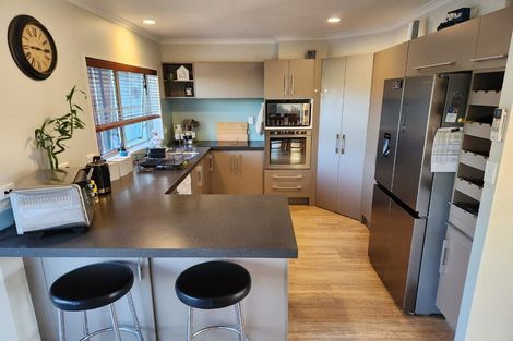 Photo of property in 43 Jasmine Place, Mount Maunganui, 3116