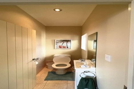 Photo of property in 402 East Tamaki Road, East Tamaki, Auckland, 2013