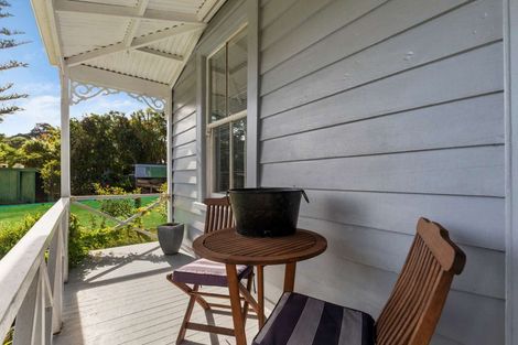 Photo of property in 11 Green Lane, Helensville, 0800