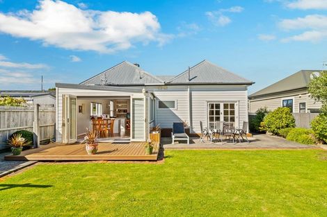 Photo of property in 32 Jackson Street, Saint Kilda, Dunedin, 9012