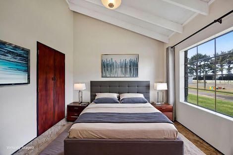 Photo of property in 290 Waihi Road, Hawera, 4673