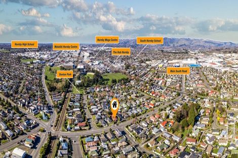 Photo of property in 28 Parker Street, Hornby, Christchurch, 8042