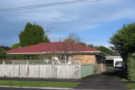 Photo of property in 2 Edinburgh Road, Hillcrest, Hamilton, 3216
