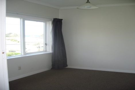 Photo of property in 3-5 Knoll Street, Island Bay, Wellington, 6023