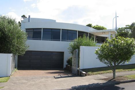 Photo of property in 2 Elsfield Place, Torbay, Auckland, 0630