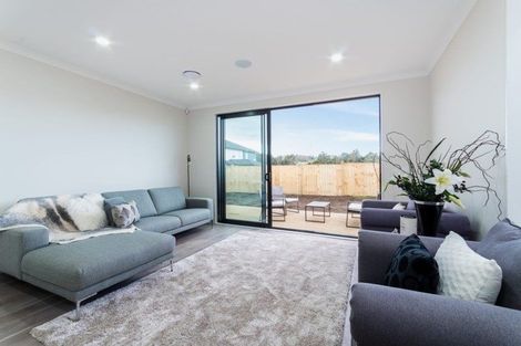 Photo of property in 25 Nightingale Road, Flat Bush, Auckland, 2019