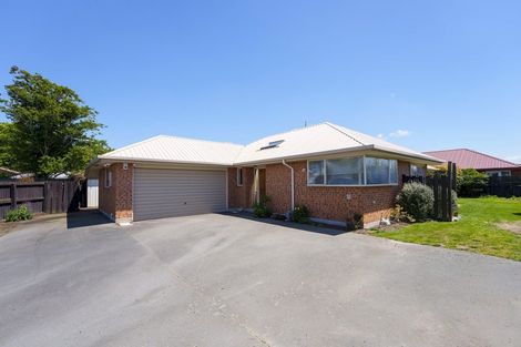 Photo of property in 6 Mull Place, Broomfield, Christchurch, 8042