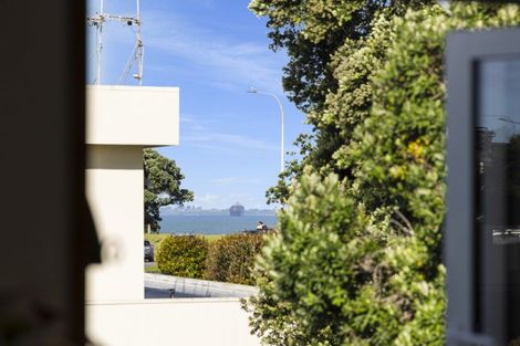 Photo of property in 128 Muricata Avenue, Mount Maunganui, 3116