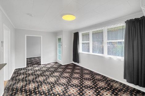 Photo of property in 1-3/18 Bristol Street, Trentham, Upper Hutt, 5018