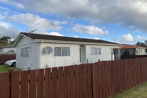 Photo of property in 1/62 Redcrest Avenue, Red Hill, Papakura, 2110