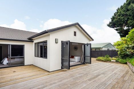 Photo of property in 30 Sandwich Road, St Andrews, Hamilton, 3200