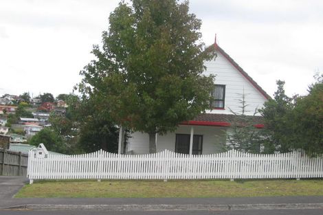 Photo of property in 99 Athena Drive, Totara Vale, Auckland, 0629