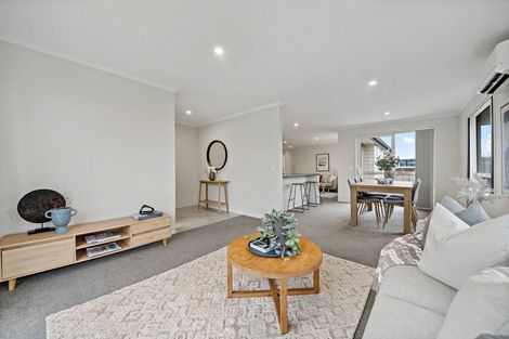 Photo of property in 17 Tawhiti Road, Pukekohe, 2120