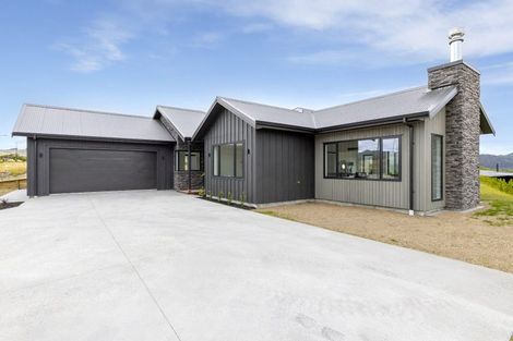Photo of property in 47 Seven Oaks Drive, Kinloch, Taupo, 3377