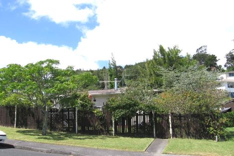Photo of property in 1/32 Simon Ellice Drive, Bayview, Auckland, 0629