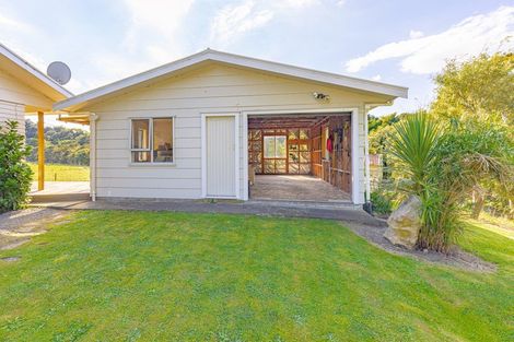 Photo of property in 5021 Pahiatua Pongaroa Road, Pongaroa, 4991