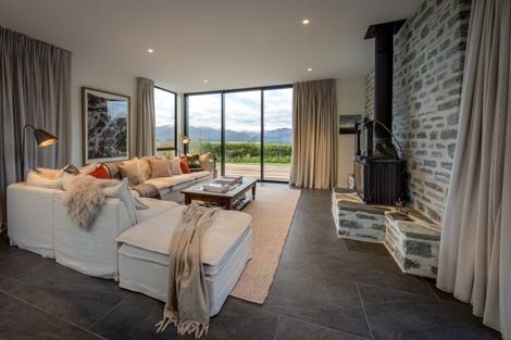 Photo of property in 7 Ruby Ridge, Wanaka, 9305