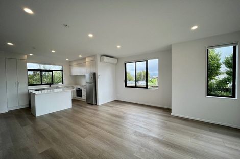 Photo of property in 1/22 James Laurie Street, Henderson, Auckland, 0612