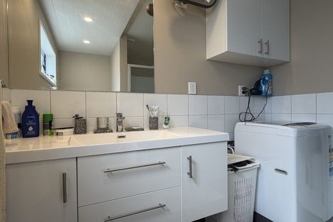 Photo of property in 182 Shaw Avenue, New Brighton, Christchurch, 8083