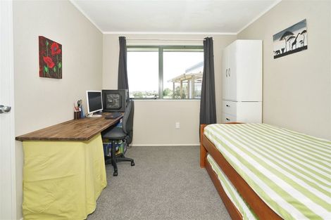 Photo of property in 43 Baverstock Road, Nawton, Hamilton, 3200