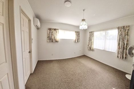 Photo of property in 5/16 Duncan Avenue, Te Atatu South, Auckland, 0610