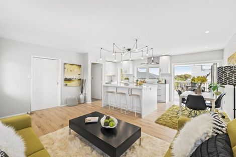 Photo of property in 2/13 Burns Avenue, Takapuna, Auckland, 0622