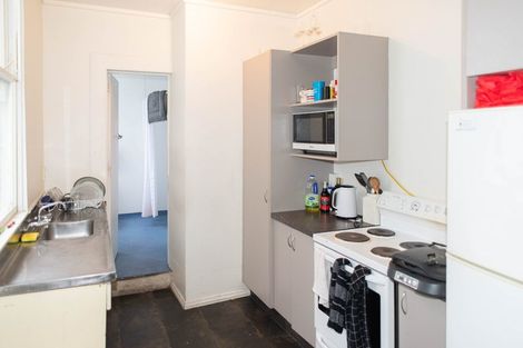 Photo of property in 30 Clyde Street, North Dunedin, Dunedin, 9016