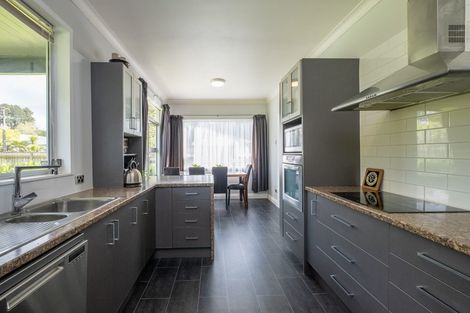 Photo of property in 77 Celia Street, Stratford, 4332