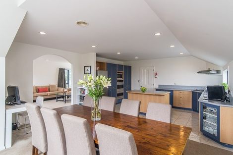 Photo of property in 28 Imran Terrace, Khandallah, Wellington, 6035