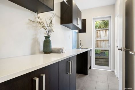 Photo of property in 2 Timberland Drive, Silverdale, 0932