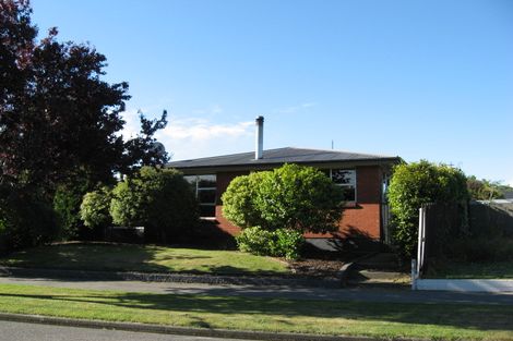 Photo of property in 4 Harrowdale Drive, Avonhead, Christchurch, 8042