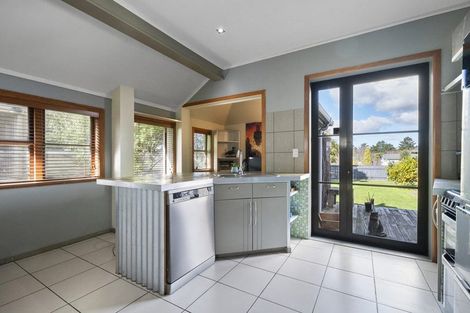 Photo of property in 88 Manson Street, Terrace End, Palmerston North, 4410