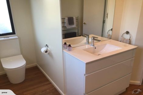 Photo of property in 2/21 Stoneyhurst Street, St Albans, Christchurch, 8014