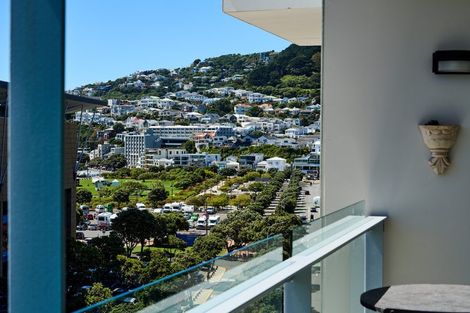 Photo of property in Portal Apartments, 7d/42 Cable Street, Te Aro, Wellington, 6011