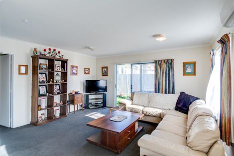 Photo of property in 75 Hillary Crescent, Maraenui, Napier, 4110