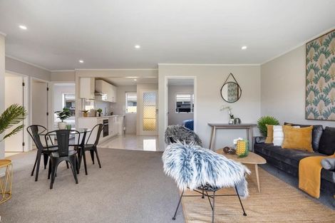 Photo of property in 2/20 Bertrand Road, Mount Wellington, Auckland, 1060