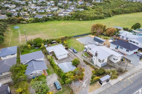 Photo of property in 73 Main Road, Titahi Bay, Porirua, 5022