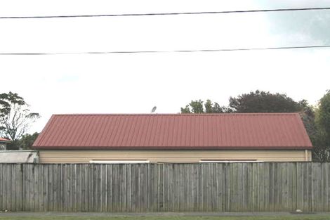 Photo of property in 32 Titirangi Road, New Lynn, Auckland, 0600