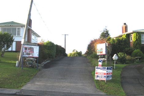 Photo of property in 112b Triangle Road, Massey, Auckland, 0614