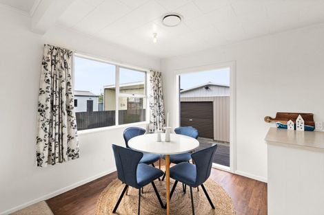 Photo of property in 24 Guildford Street, Tamatea, Napier, 4112