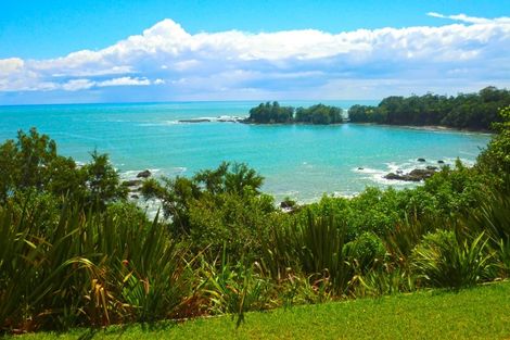 Photo of property in 8313 State Highway 35, Whanarua Bay, Te Kaha, 3199