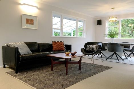 Photo of property in 6 Winston Street, Crofton Downs, Wellington, 6035