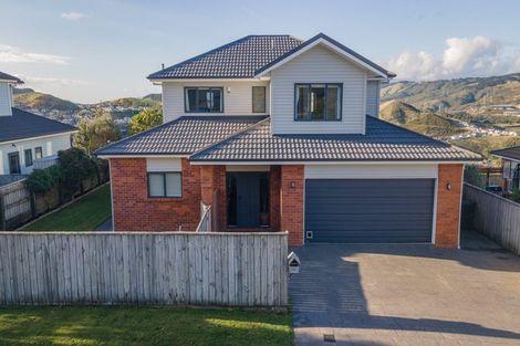 Photo of property in 49 Erlestoke Crescent, Churton Park, Wellington, 6037