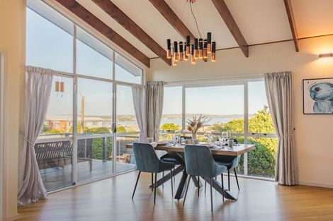 Photo of property in 19 Westpark Drive, West Harbour, Auckland, 0618