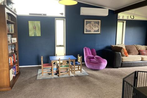 Photo of property in 111 Alcoba Street, Te Kamo, Whangarei, 0112