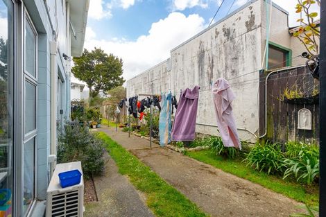 Photo of property in 2/781 Fergusson Drive, Elderslea, Upper Hutt, 5018