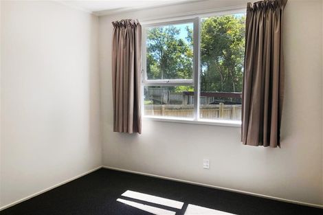 Photo of property in 30 Leaver Place, Weymouth, Auckland, 2103