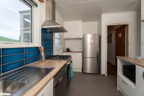 Photo of property in 97 Castor Crescent, Cannons Creek, Porirua, 5024