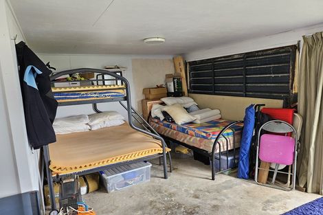 Photo of property in 1 Point Road, Mokau, 4376