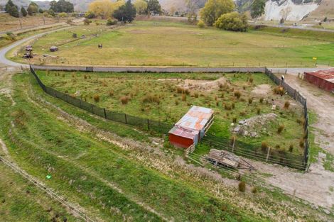 Photo of property in 1 Kereru Street, Mangaweka, 4797